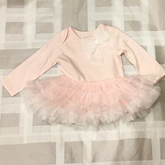 First impression baby girl set NWT size 3-6 months. - Picture 2 of 5